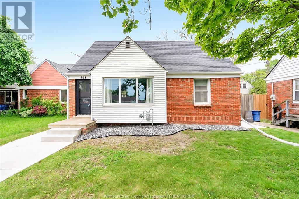 748 MEMORIAL DRIVE Image 1