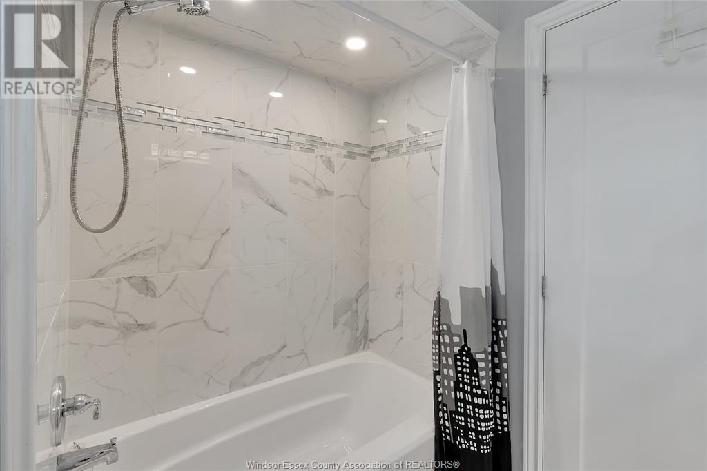 748 MEMORIAL DRIVE Image 10