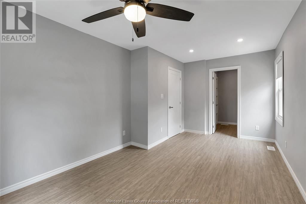 748 MEMORIAL DRIVE Image 13