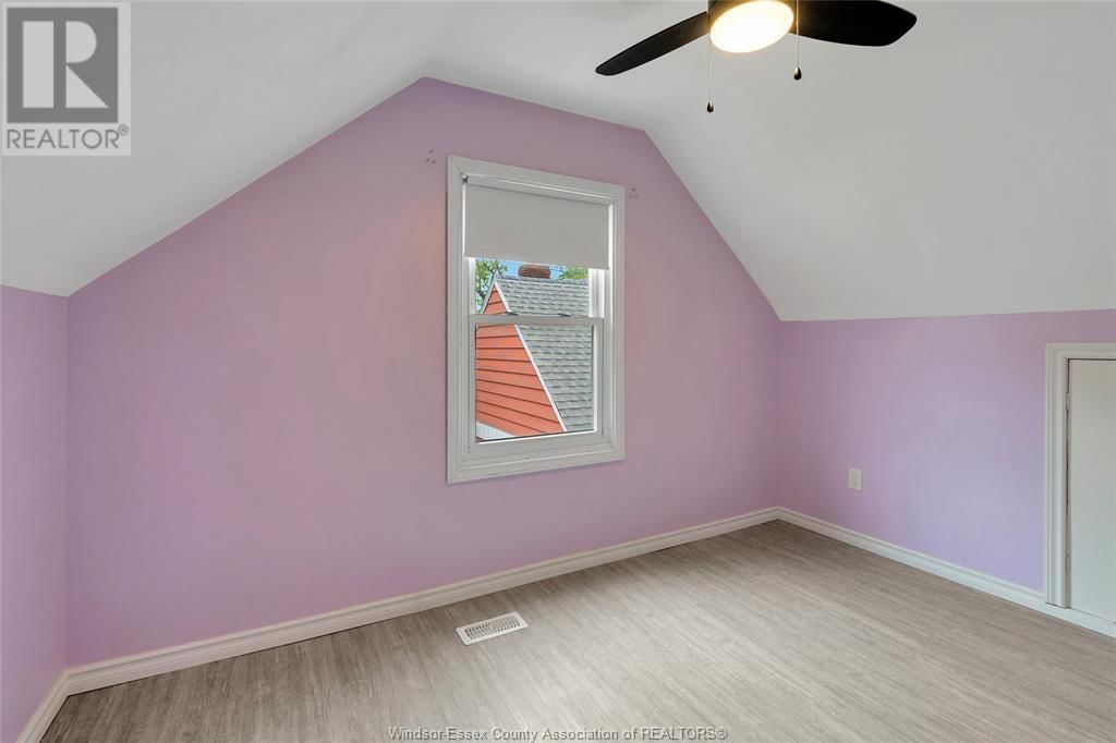 748 MEMORIAL DRIVE Image 19