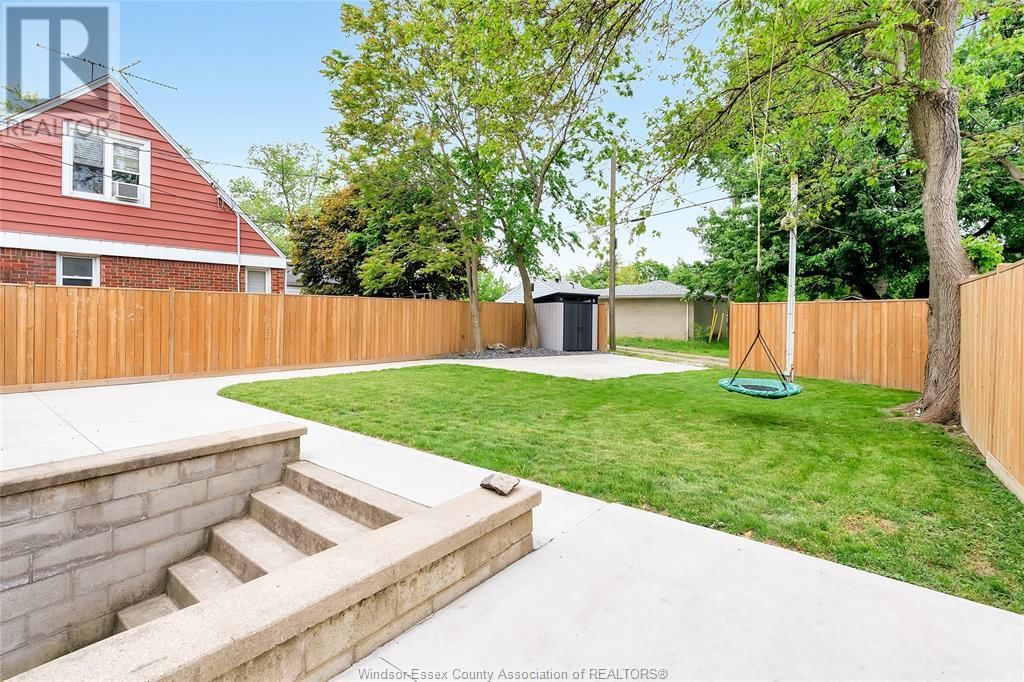 748 MEMORIAL DRIVE Image 26
