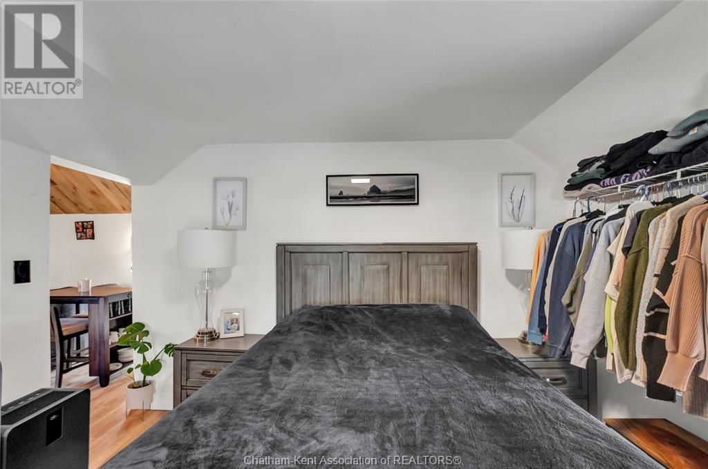 176 SELKIRK STREET Image 21