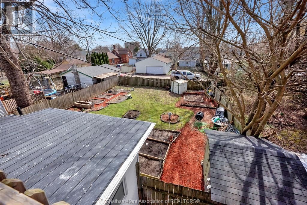 176 SELKIRK STREET Image 27