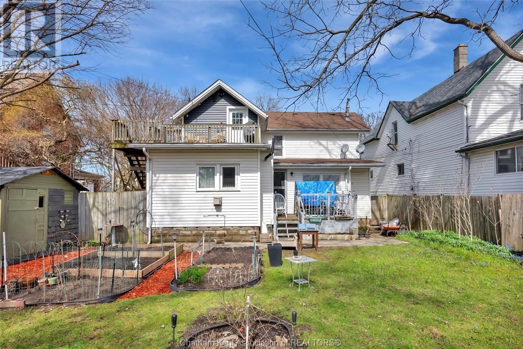 176 SELKIRK STREET Image 32