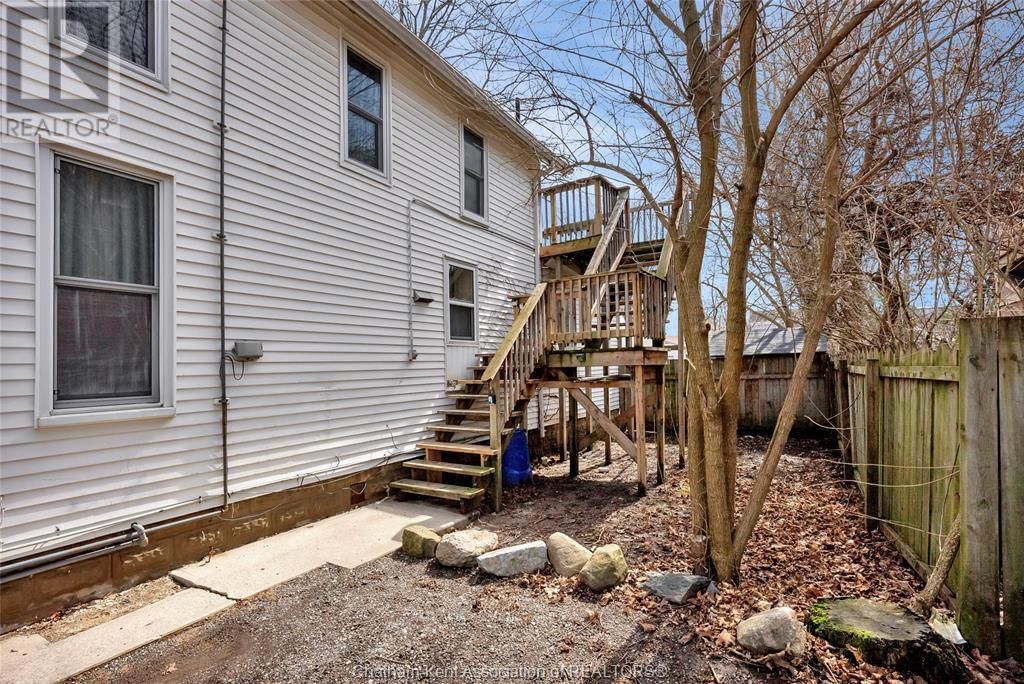 176 SELKIRK STREET Image 6