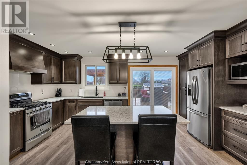 12 DONALDA DRIVE Image 13