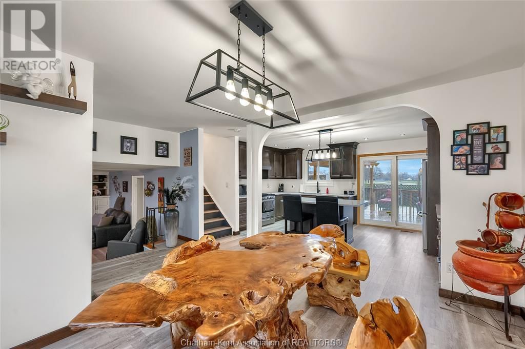 12 DONALDA DRIVE Image 17