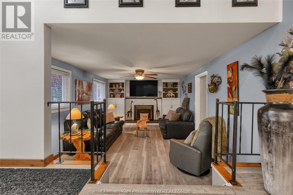 12 DONALDA DRIVE Image 18