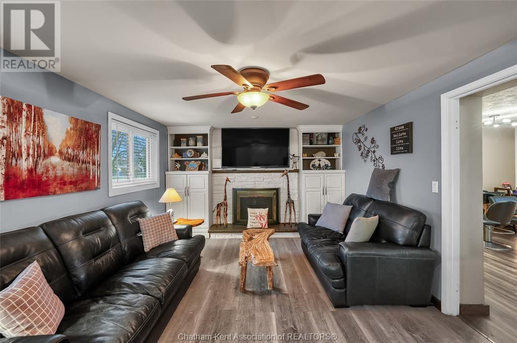 12 DONALDA DRIVE Image 19