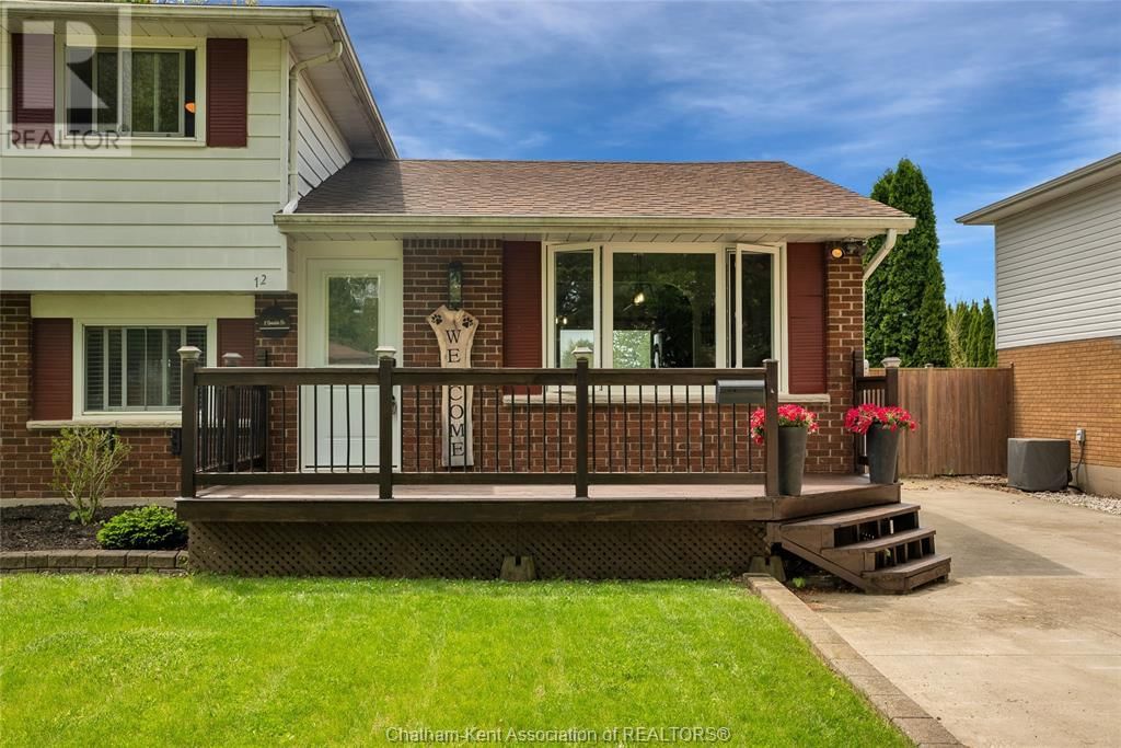 12 DONALDA DRIVE Image 4
