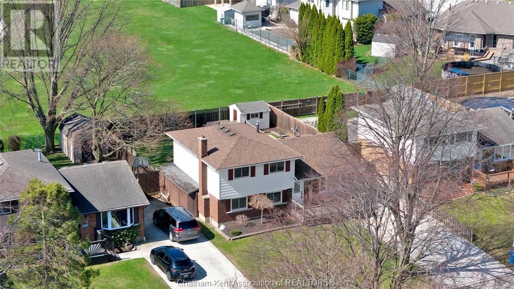 12 DONALDA DRIVE Image 6
