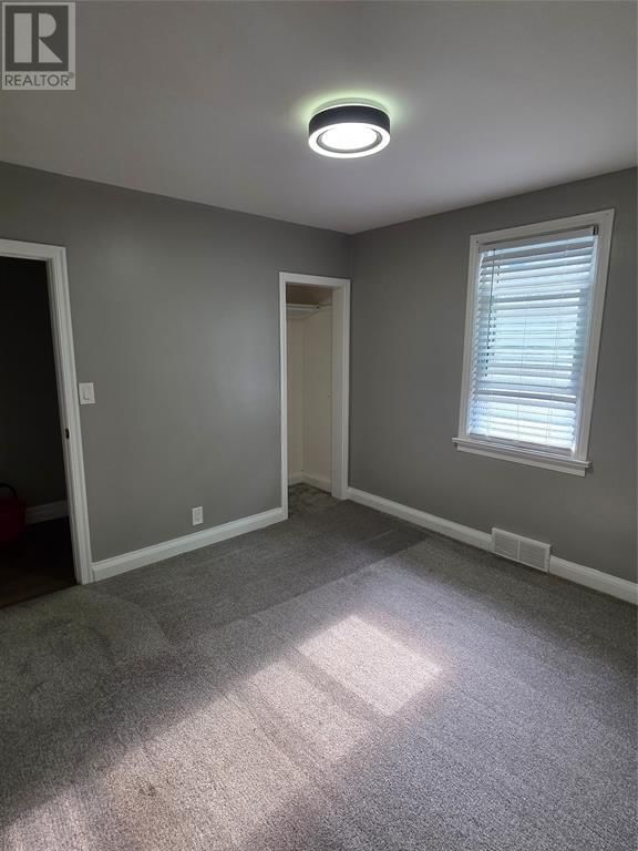 714 CAMPBELL STREET Image 11