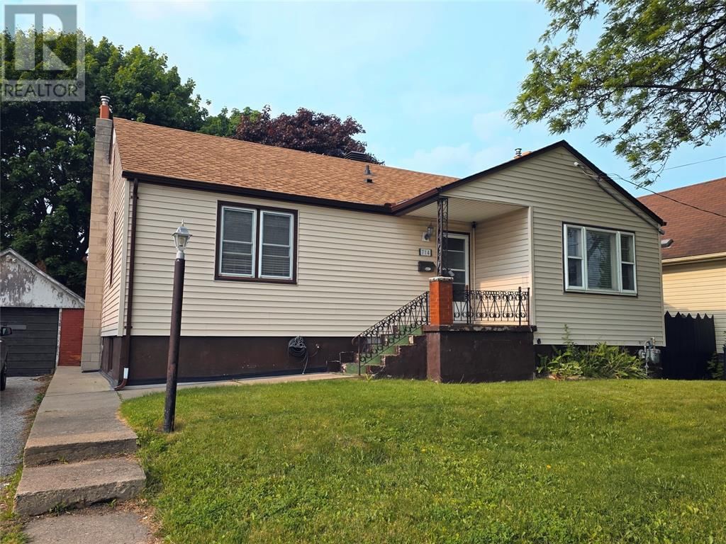 714 CAMPBELL STREET Image 2