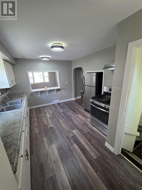 714 CAMPBELL STREET Image 5