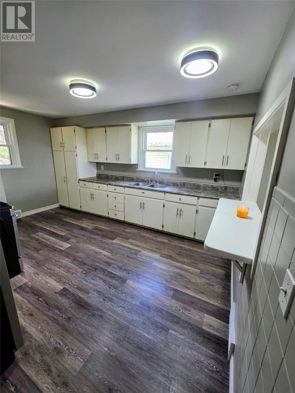 714 CAMPBELL STREET Image 6