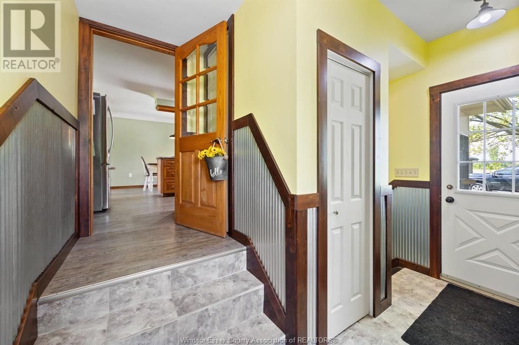 836 TALBOT ROAD Image 21