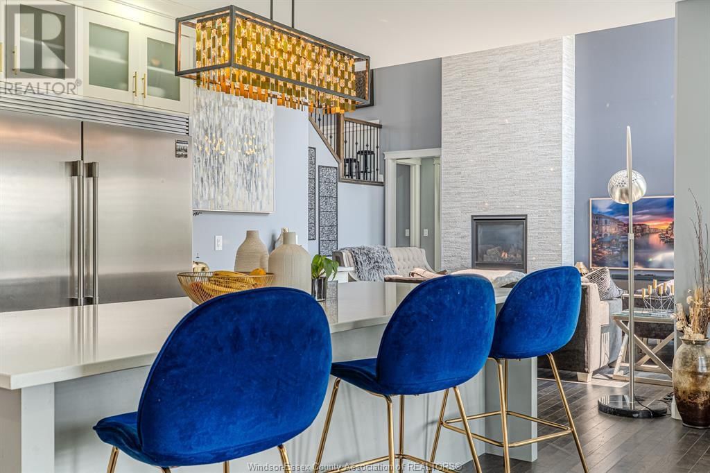 929 CHATEAU Image 18