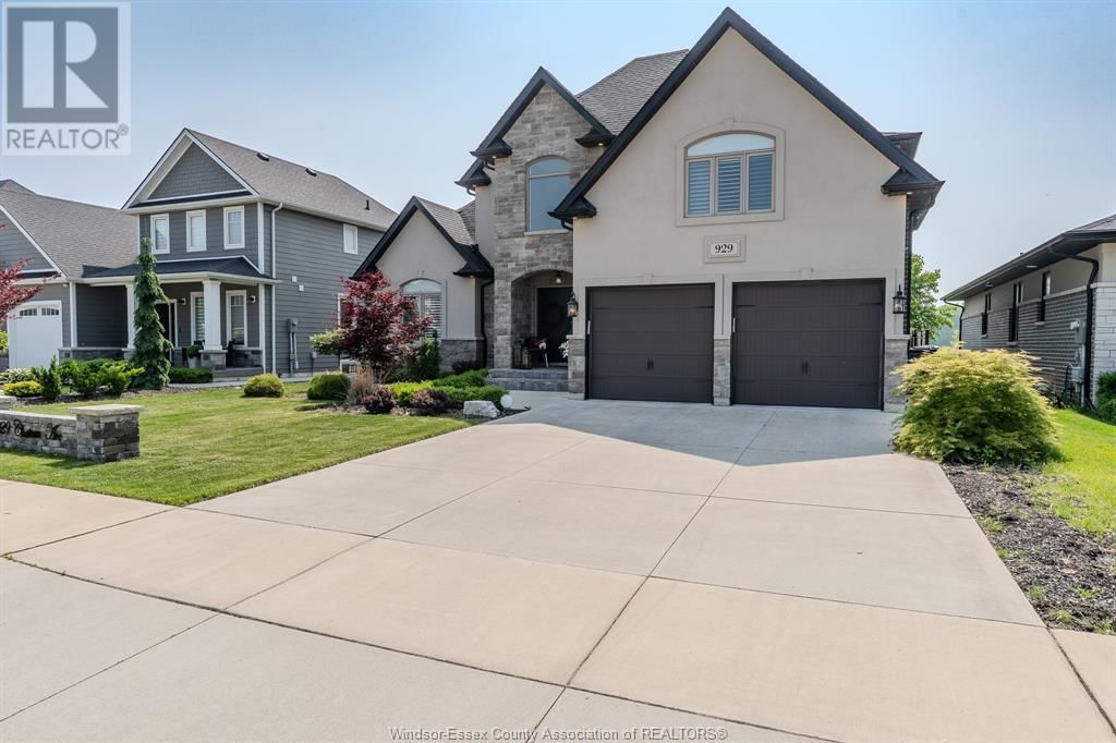 929 CHATEAU Image 2