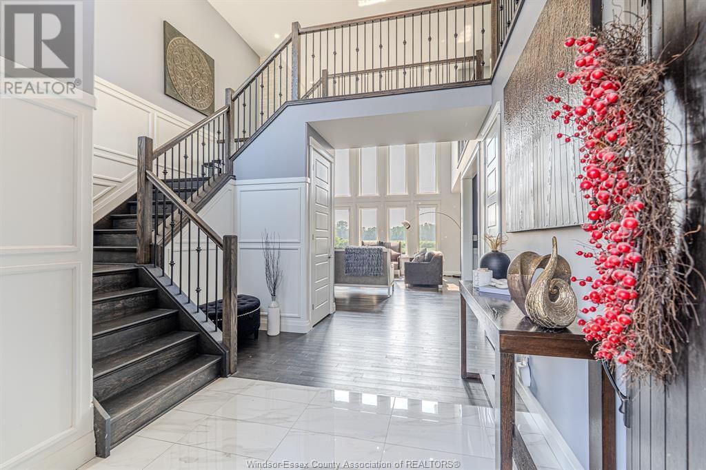 929 CHATEAU Image 4