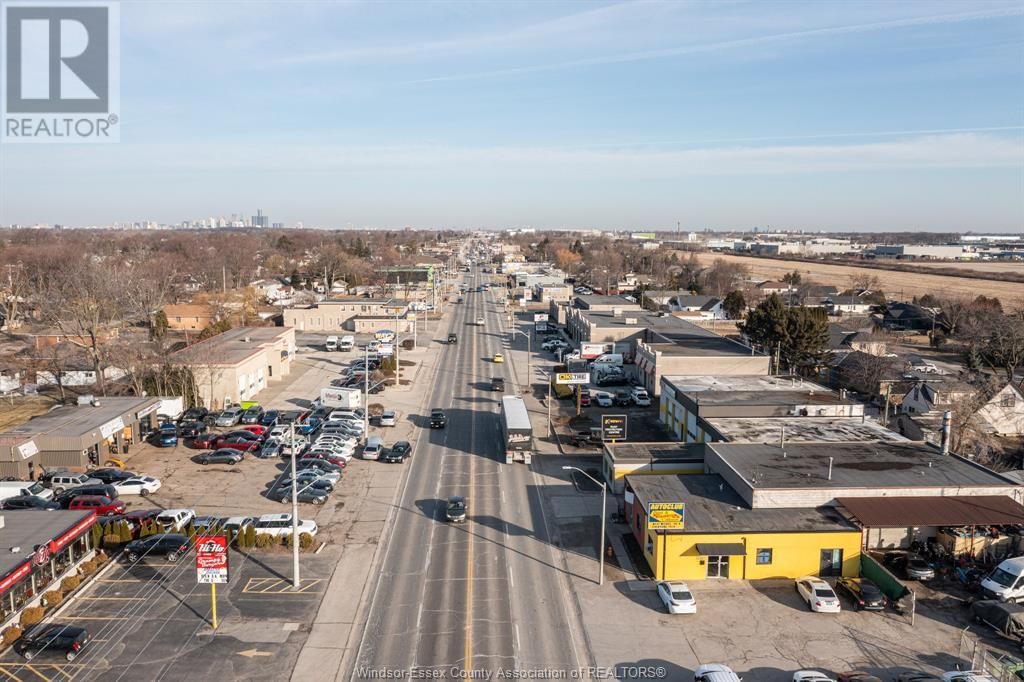209 - 3719 WALKER ROAD Image 18