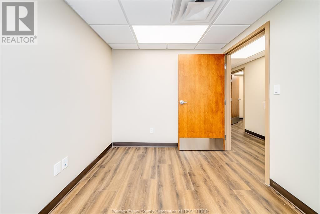 209 - 3719 WALKER ROAD Image 8