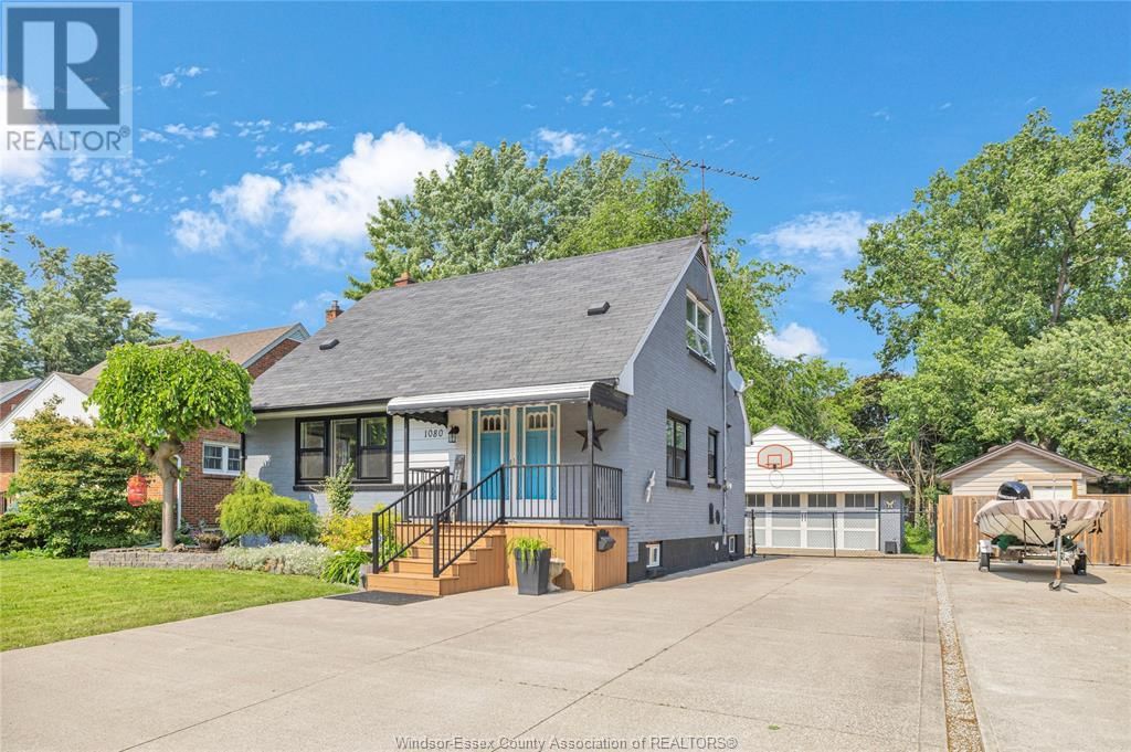 1080 PARKVIEW Image 1