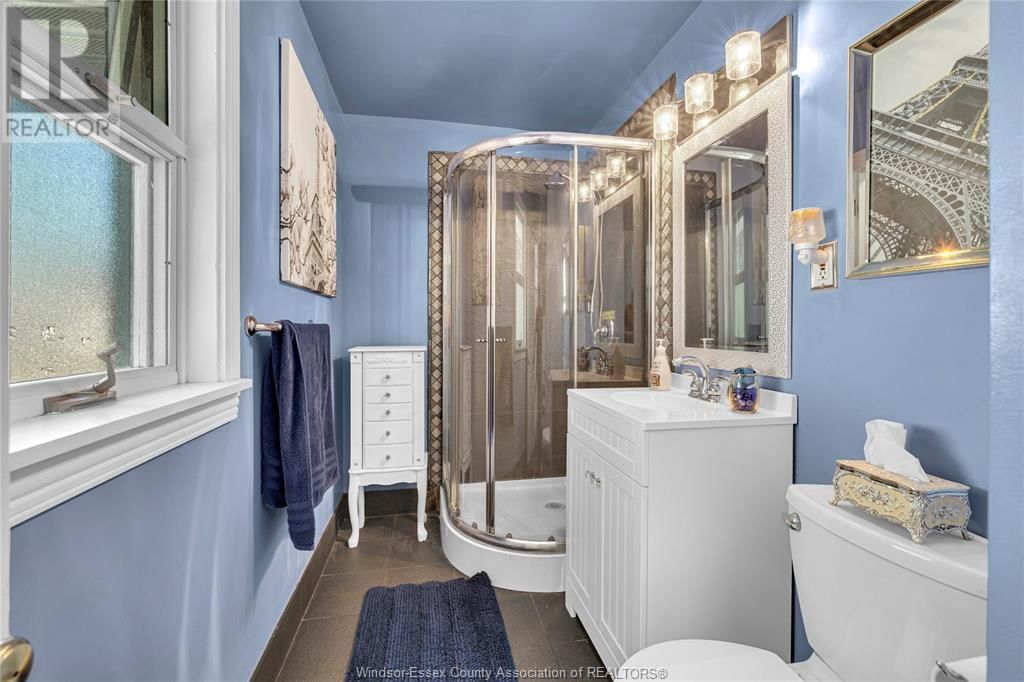 1080 PARKVIEW Image 16