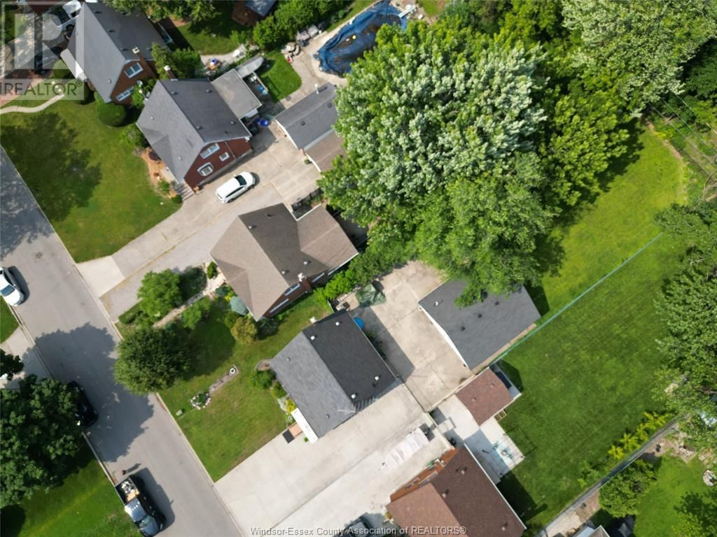 1080 PARKVIEW Image 2
