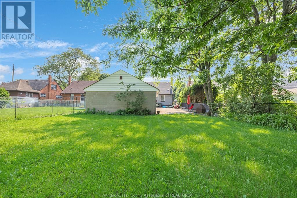 1080 PARKVIEW Image 22