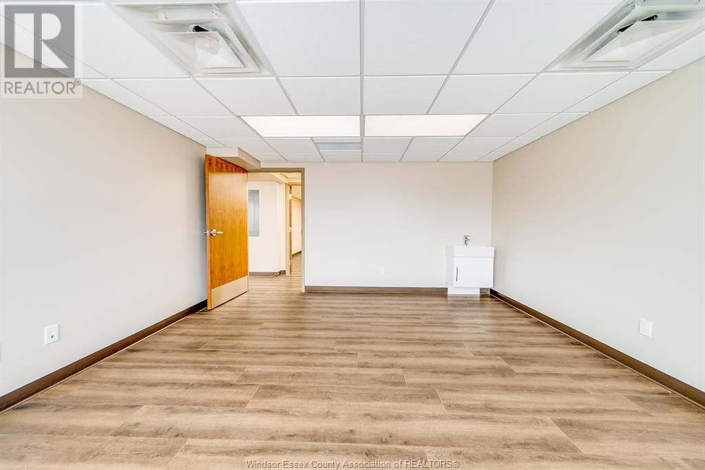 205 - 3719 WALKER ROAD Image 16