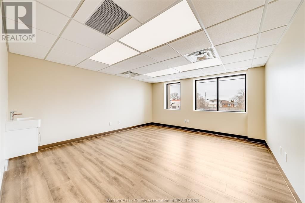 205 - 3719 WALKER ROAD Image 7