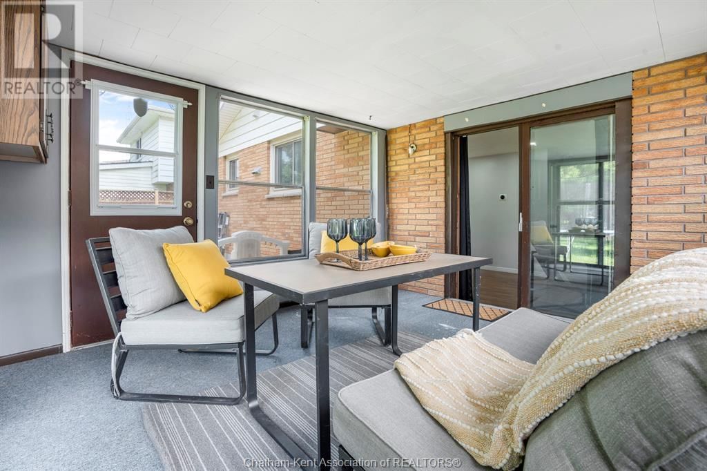 112 PARRY DRIVE Image 20
