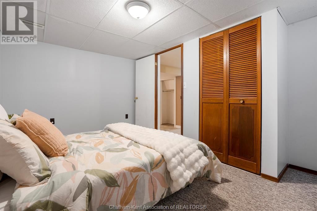 112 PARRY DRIVE Image 37