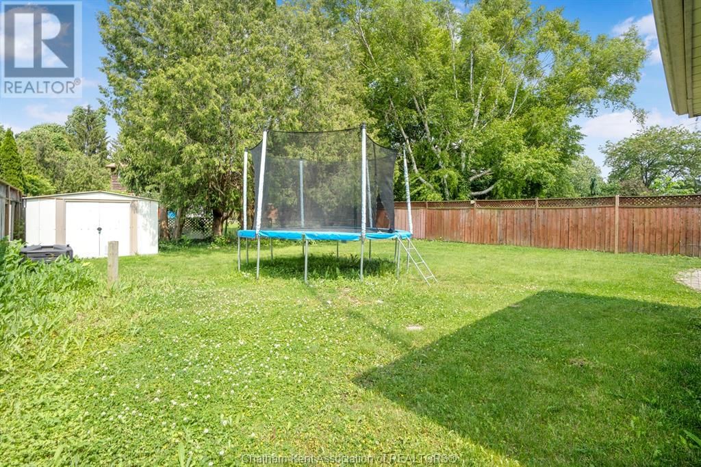 112 PARRY DRIVE Image 44