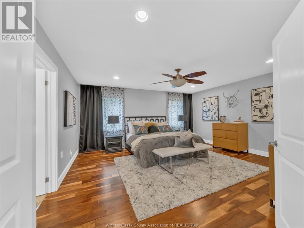 1083 REGENCY CRESCENT Image 23