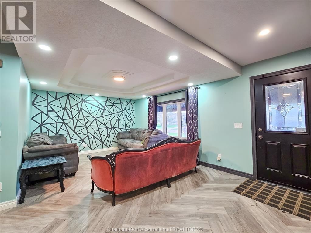 74 CHESTNUT DRIVE Image 5