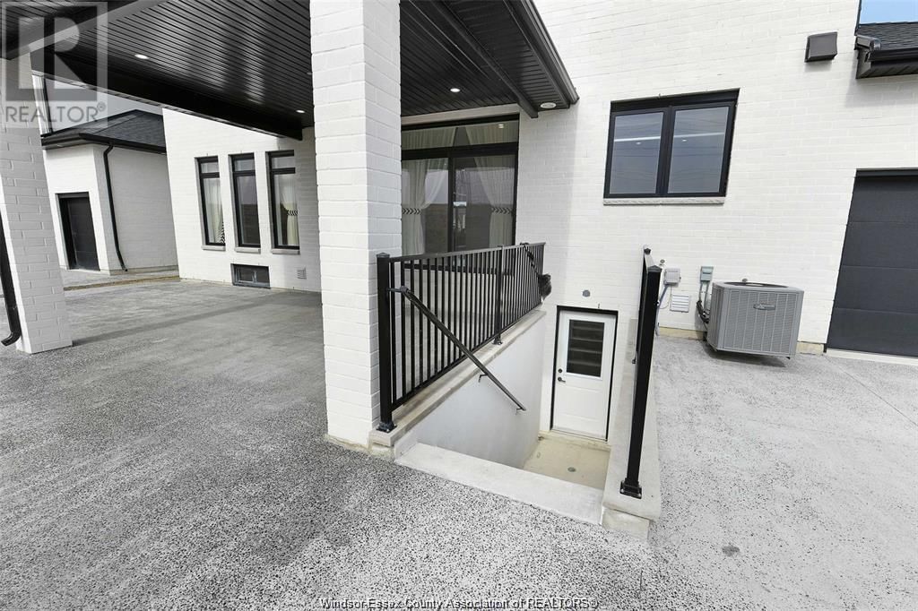 1271 CAMPANA CRESCENT Image 36
