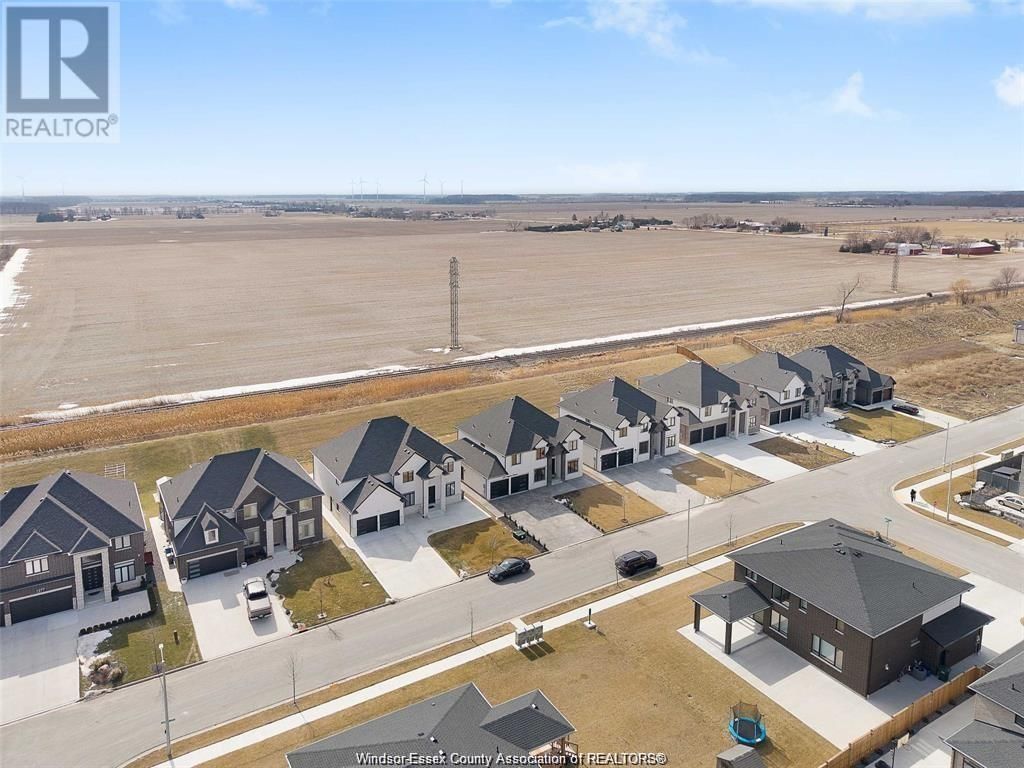 1271 CAMPANA CRESCENT Image 38