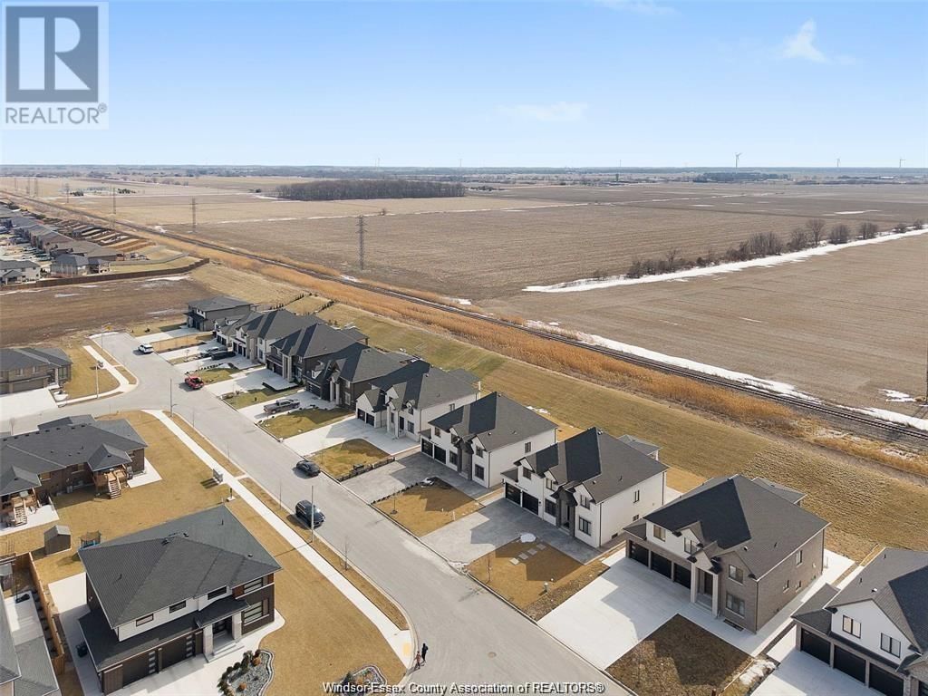 1271 CAMPANA CRESCENT Image 39