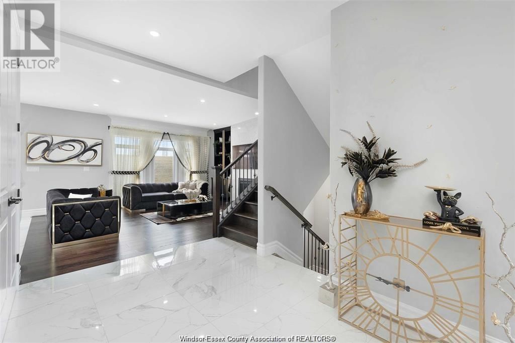 1271 CAMPANA CRESCENT Image 6