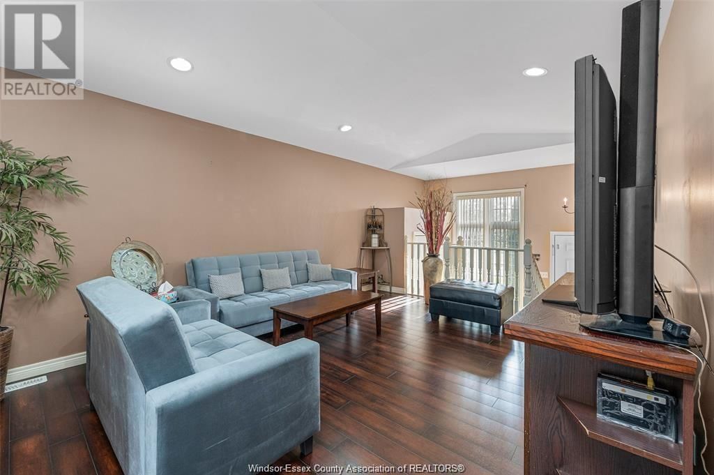 3142 SEVILLE Image 11