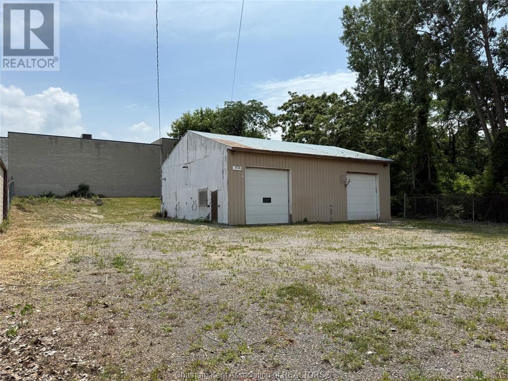 3715 RUSSELL STREET Image 15