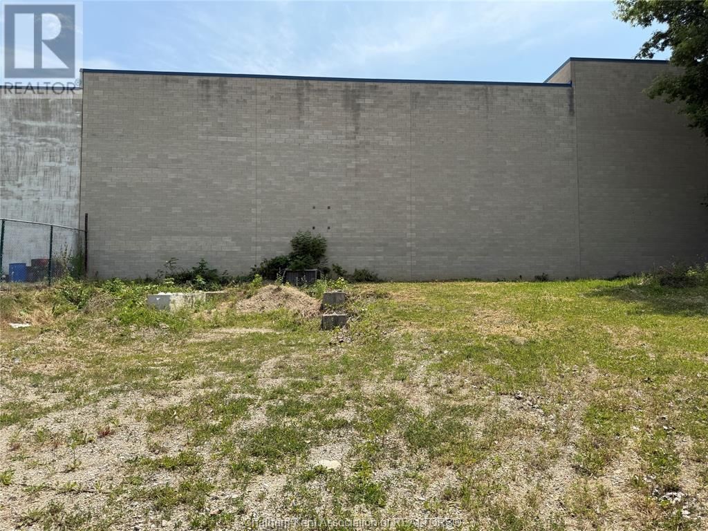 3715 RUSSELL STREET Image 20