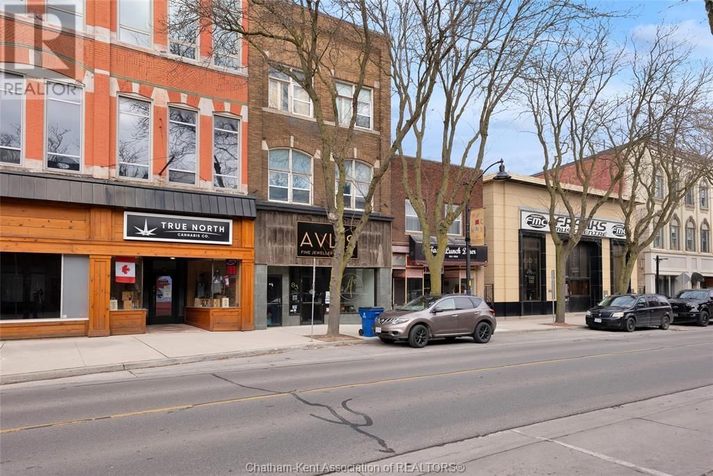 83 KING STREET WEST Image 10
