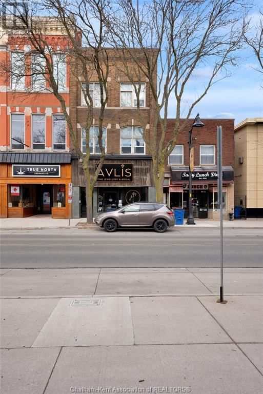 83 KING STREET WEST Image 12