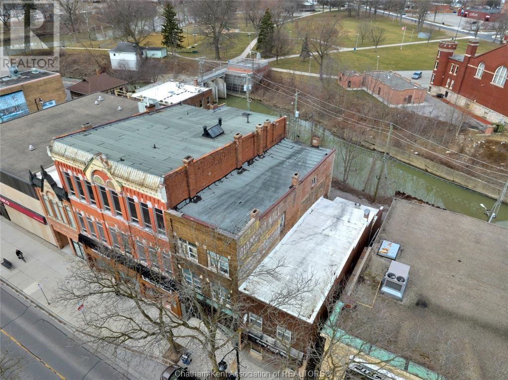 83 KING STREET WEST Image 7