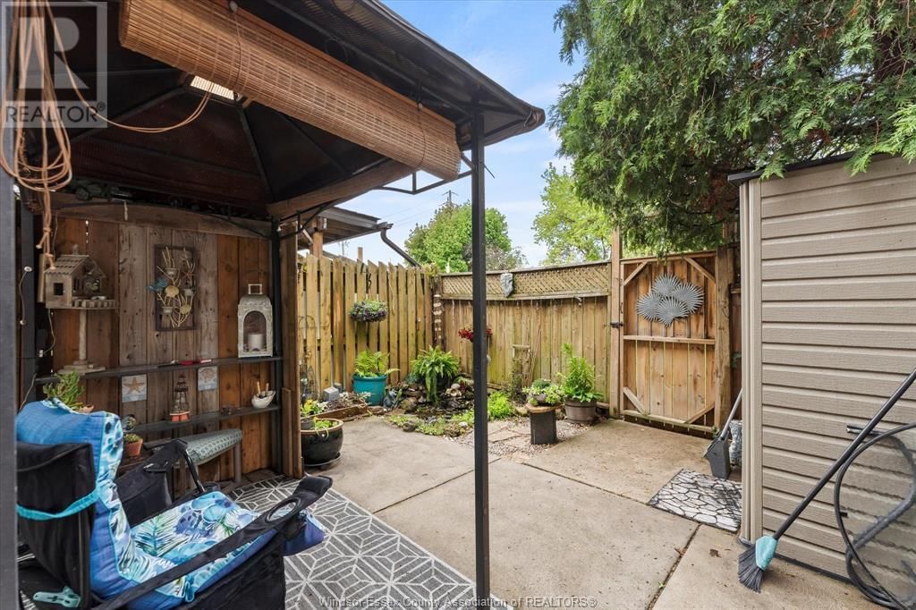 6256 ROSE-VILLE GARDEN Image 21