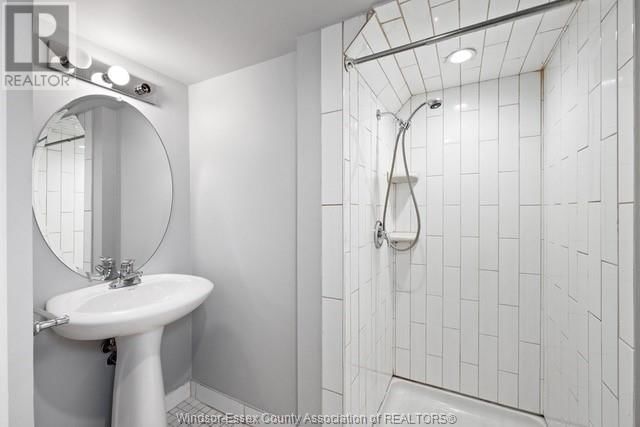 1105 HARRISON Image 13