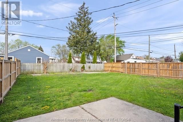 1105 HARRISON Image 17