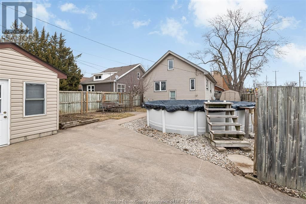 1495 ARTHUR ROAD Image 28